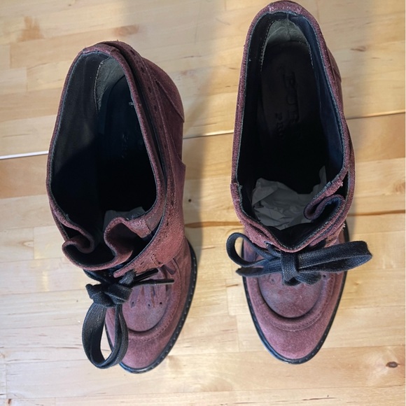 Burberry Prorsum suede embossed kiltie Ankle boots Size EU 39 - Picture 5 of 15